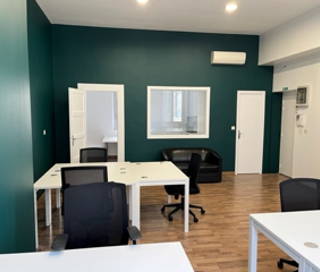 Bureau privé 50 m² 10 postes Location bureau Rue Bailli de Suffren Marseille 13001 - photo 3